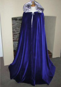 blue_velvet_cloak.jpg